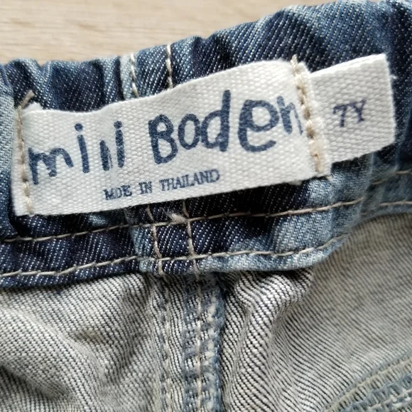 2011 nwot/ln Mini Boden size 7 jean shark shorts - Picture 6 of 9
